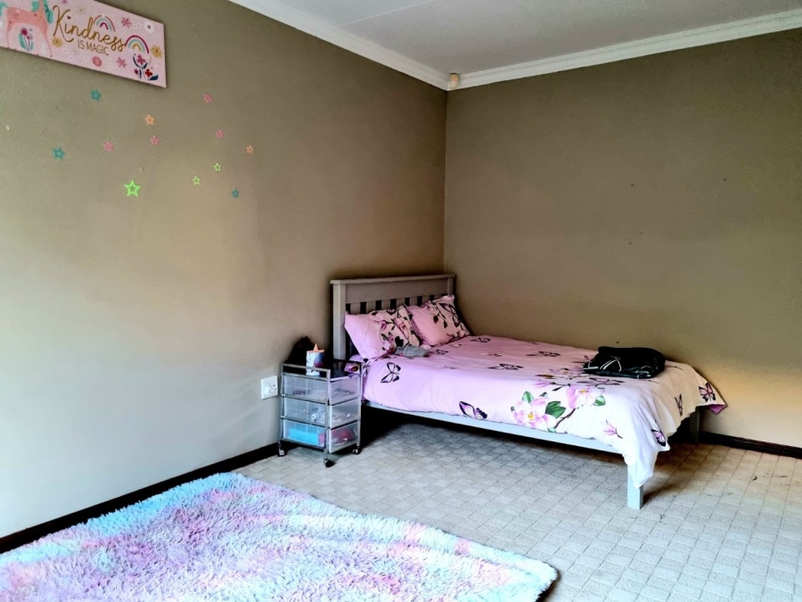 3 Bedroom Property for Sale in Hillcrest Northern Cape